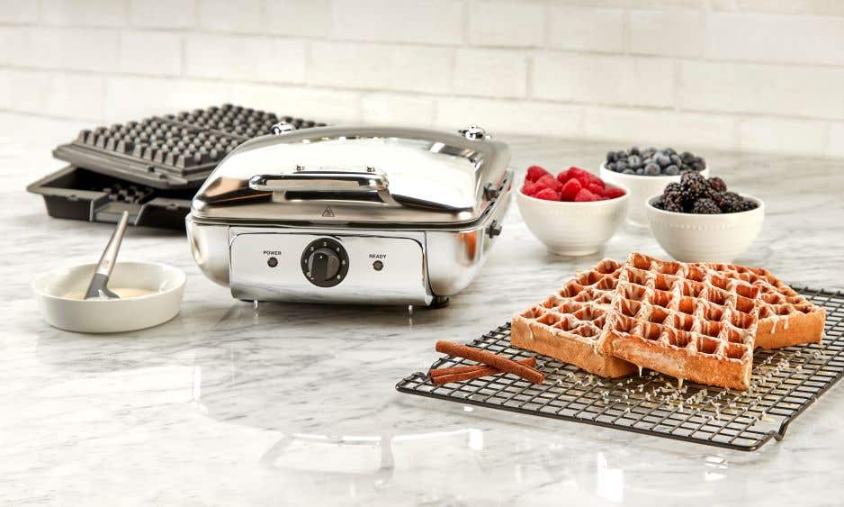 All-Clad Gourmet 4 Slice Removable Plates Belgian Waffle Maker