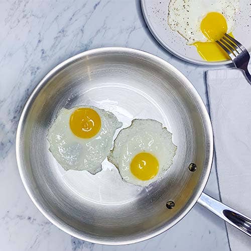 Fundamental Cookware for Starters: The Fry Pan